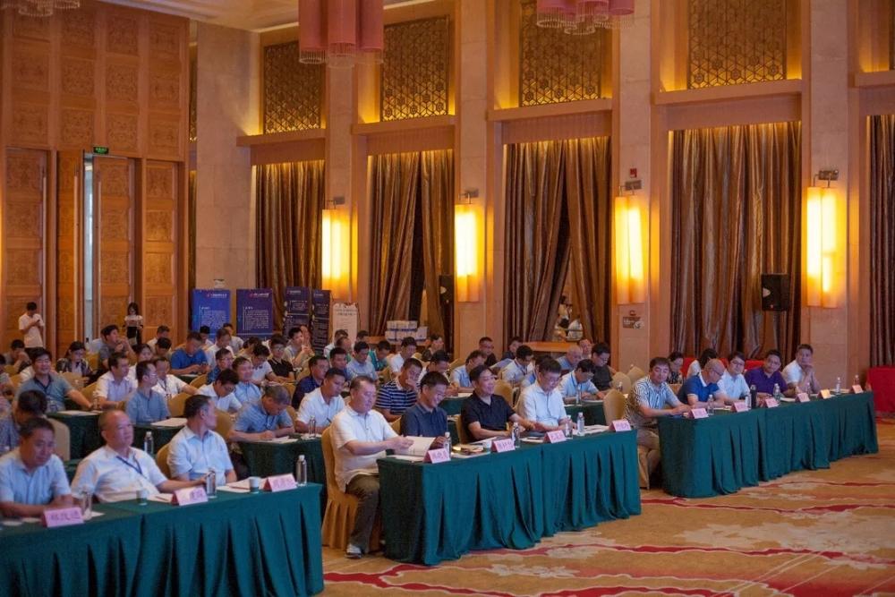 hth-华体会（中国）官方网站_hth.com
参加“红电创新大赛”喜获二等奖和最佳人气奖-1